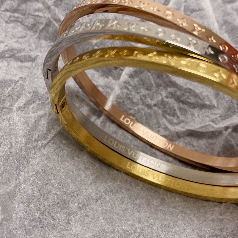 LV Bracelet 03lyr592 (4)